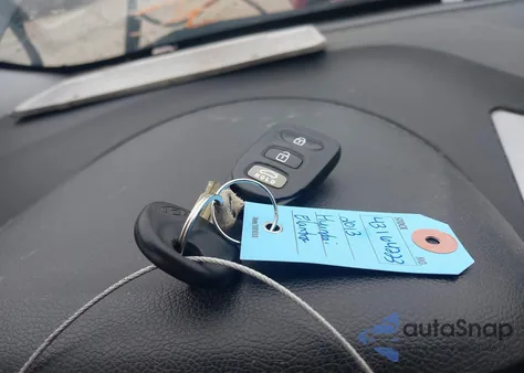 2013 Hyundai Elantra Gls z USA, uszkodzony, nr VIN 5NPDH4AEXDH170788